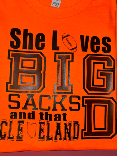 She loves that Cleve D short sleeve