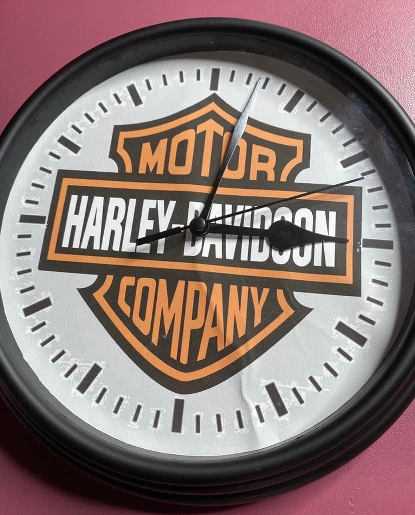 Custom Wall Clocks