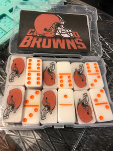 Browns Dominoes